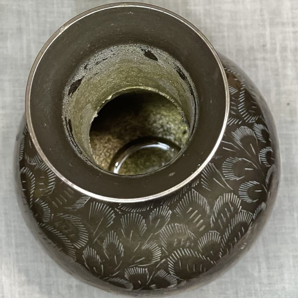 Vintage Etched Brass Vase India Floral Design 8.5" Tall Boho Mid-Century Decor - Picture 4 of 9